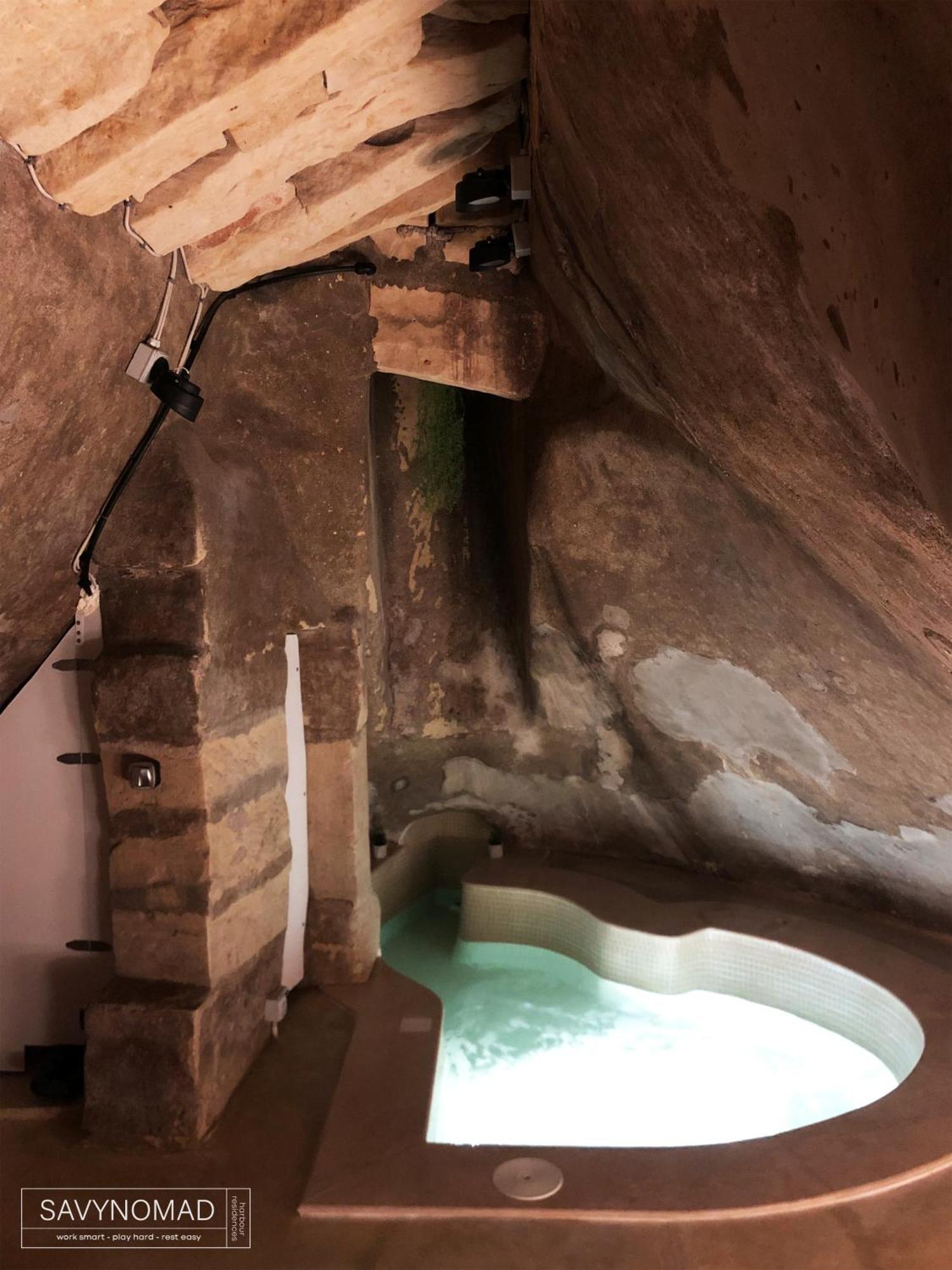 Wave 24 Savynomad Harbour Residence & Private Spa Cave Valletta Buitenkant foto